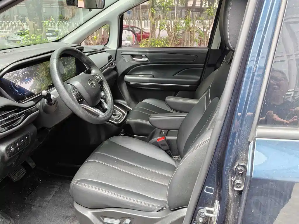 GAC Motor Trumpchi M6 2021 — фото 11