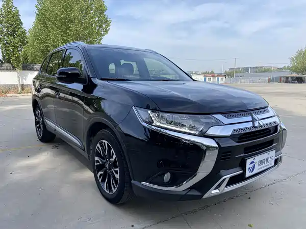 Mitsubishi Outlander 2020