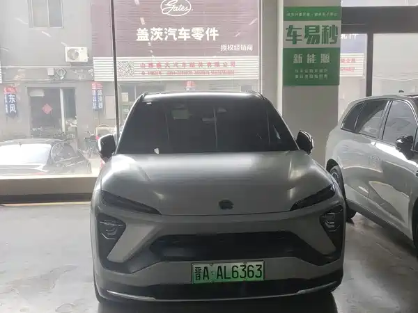 NIO ES6 2020