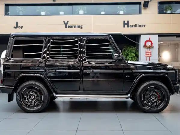 Mercedes-Benz G-Class 2012