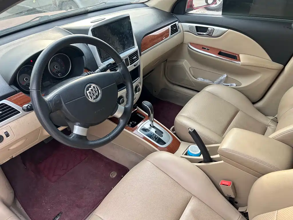 Buick Excelle 2013