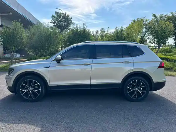 Volkswagen Tiguan L 2017