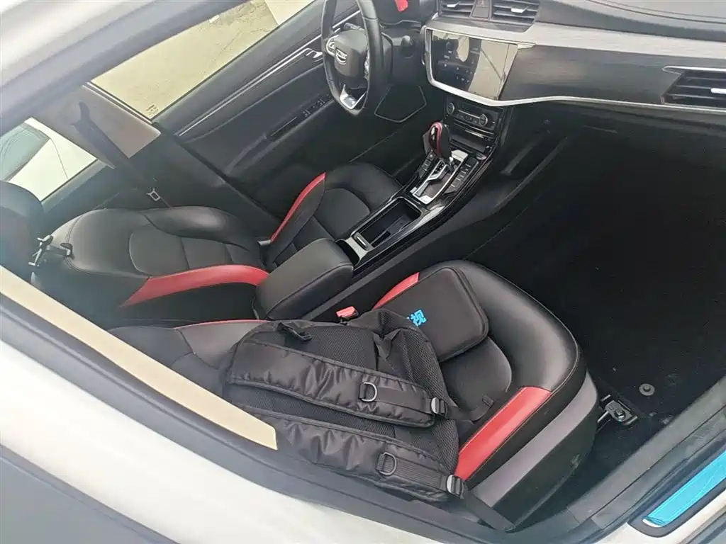 Geely Emgrand GS 2020 — фото 25