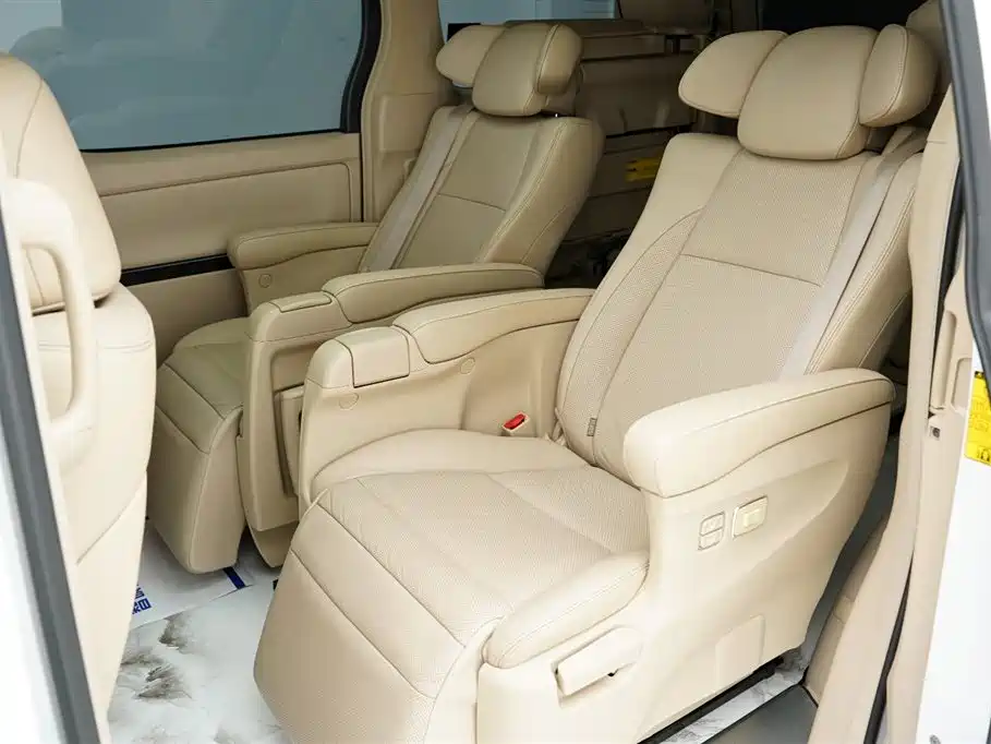 Toyota Alphard 2012 — фото 9