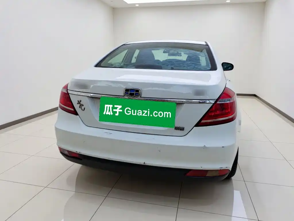 Geely Emgrand 2015