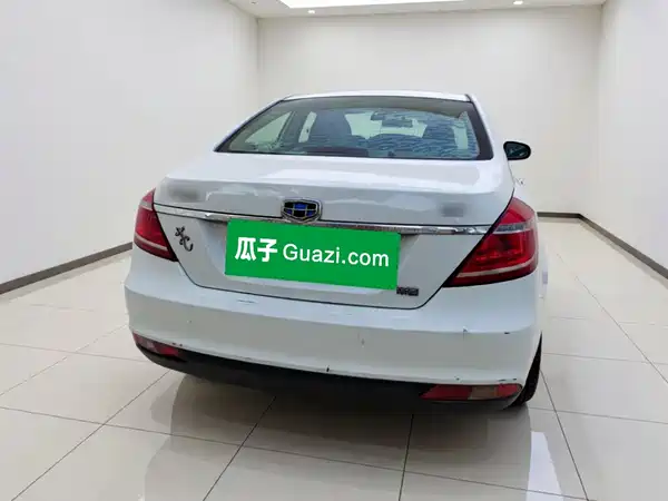 Geely Emgrand 2015