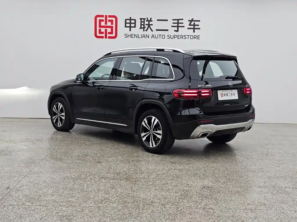 Mercedes-Benz GLB 2024