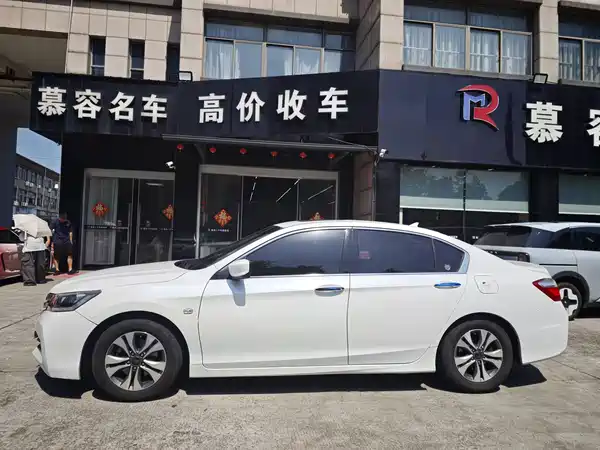 Honda Accord 2015