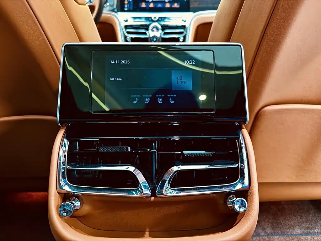 Bentley Flying Spur PHEV 2023 — фото 20