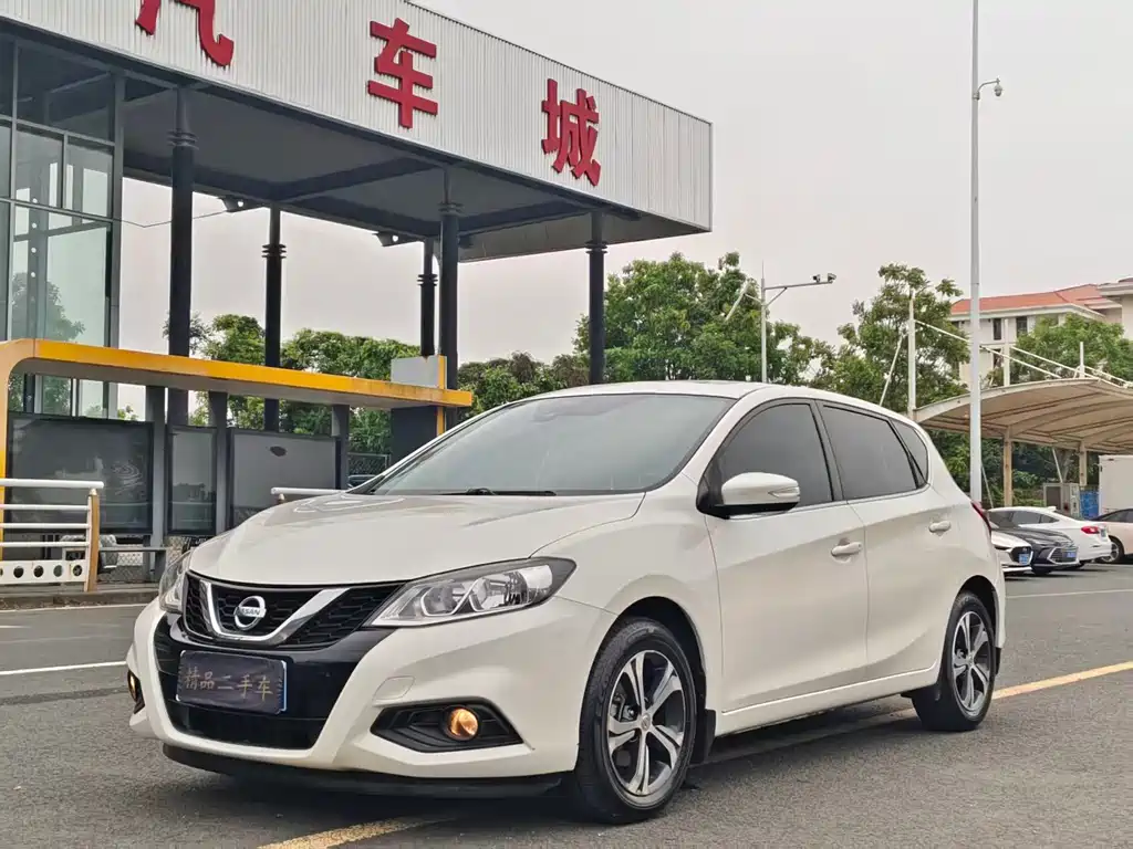 Nissan Tiida 2019 — фото 1