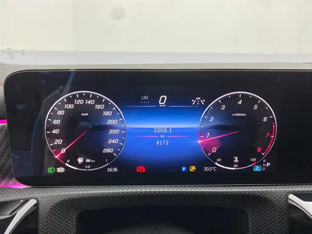 Mercedes-Benz A-Class 2025 — фото 15