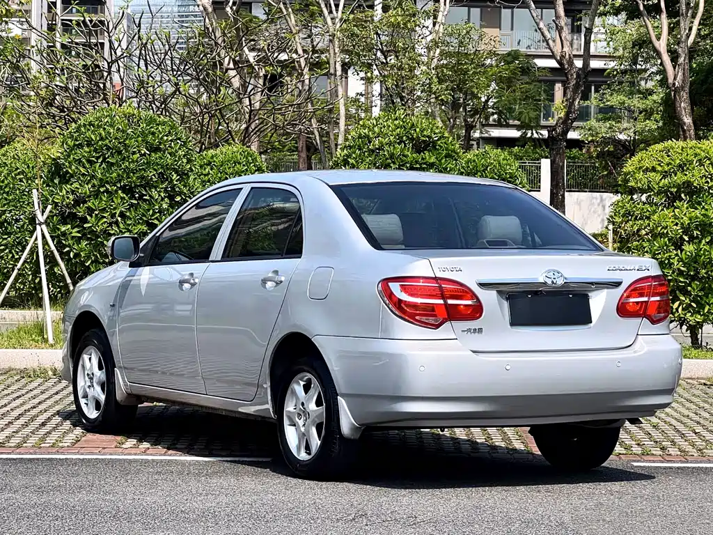 Toyota Corolla 2014 — фото 14