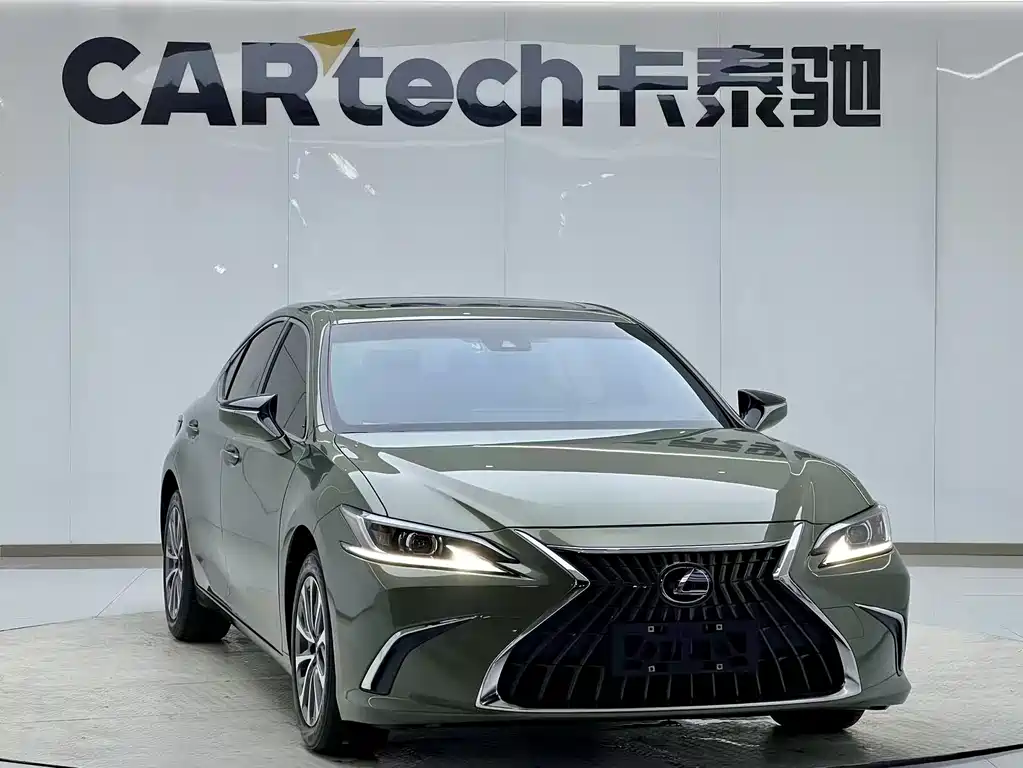 Lexus ES 2021 — фото 4