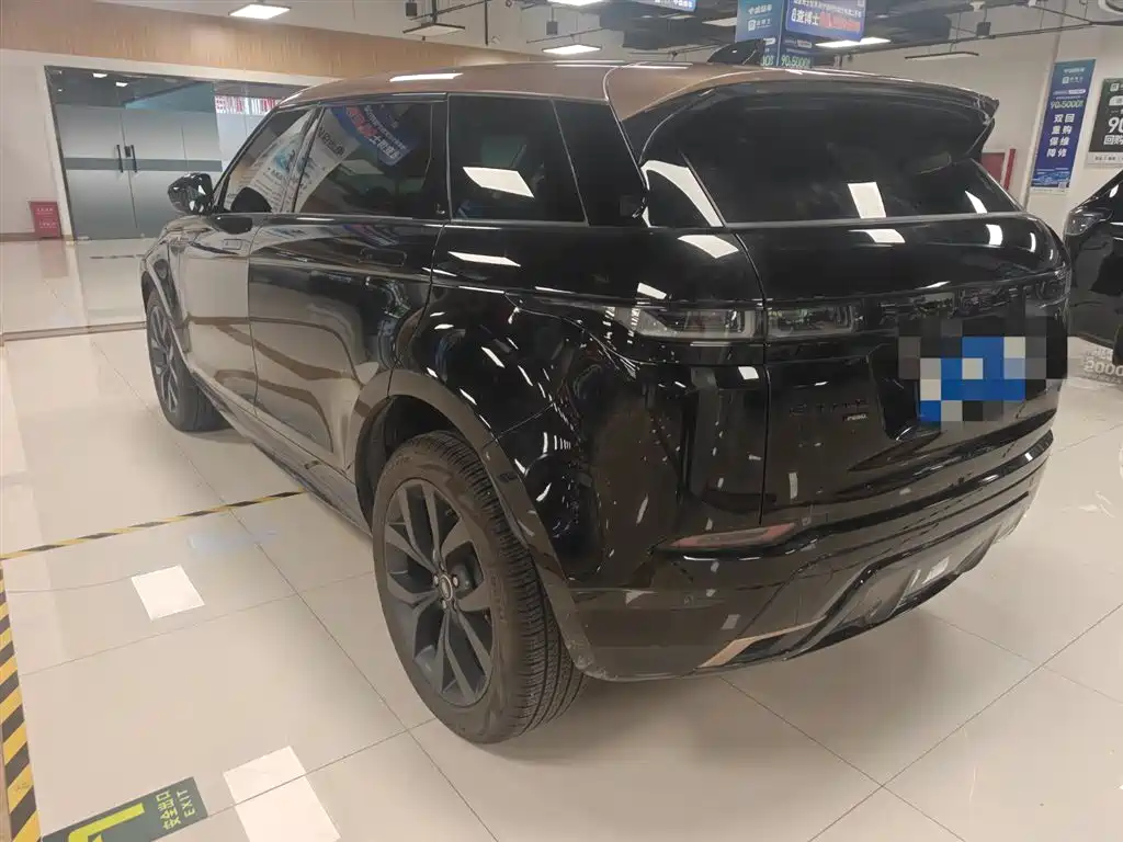 Land Rover Evoque 2023 — фото 3