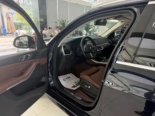 BMW X5 2021