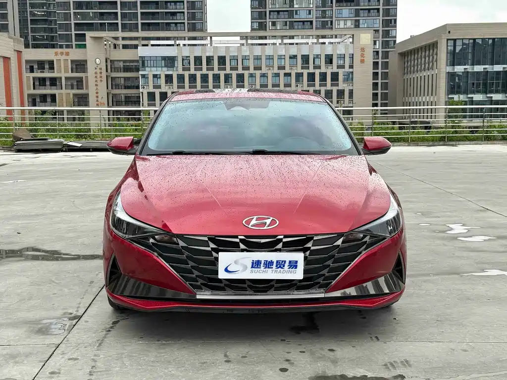 Hyundai Elantra 2022