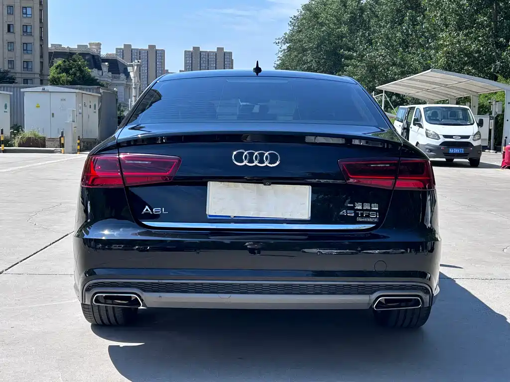 Audi A6L 2018 — фото 11