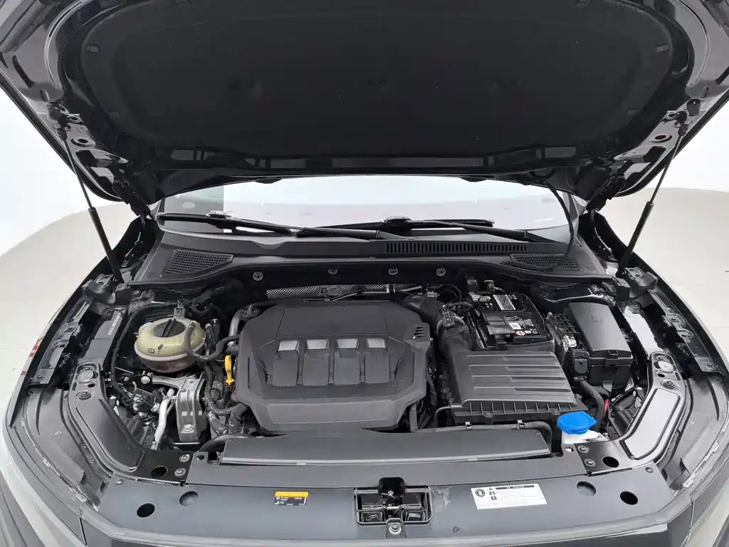 Volkswagen Passat 2022