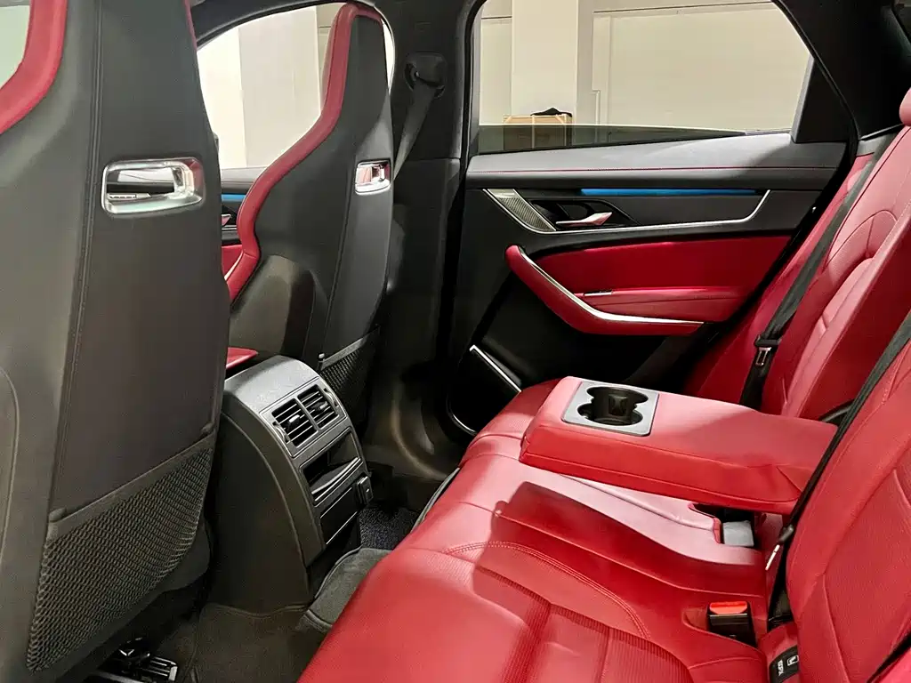 Jaguar F-PACE 2023 — фото 9