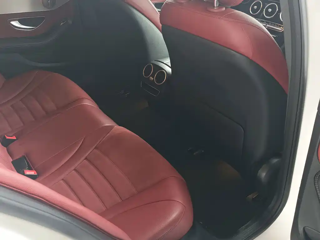 Mercedes-Benz C-Class 2021