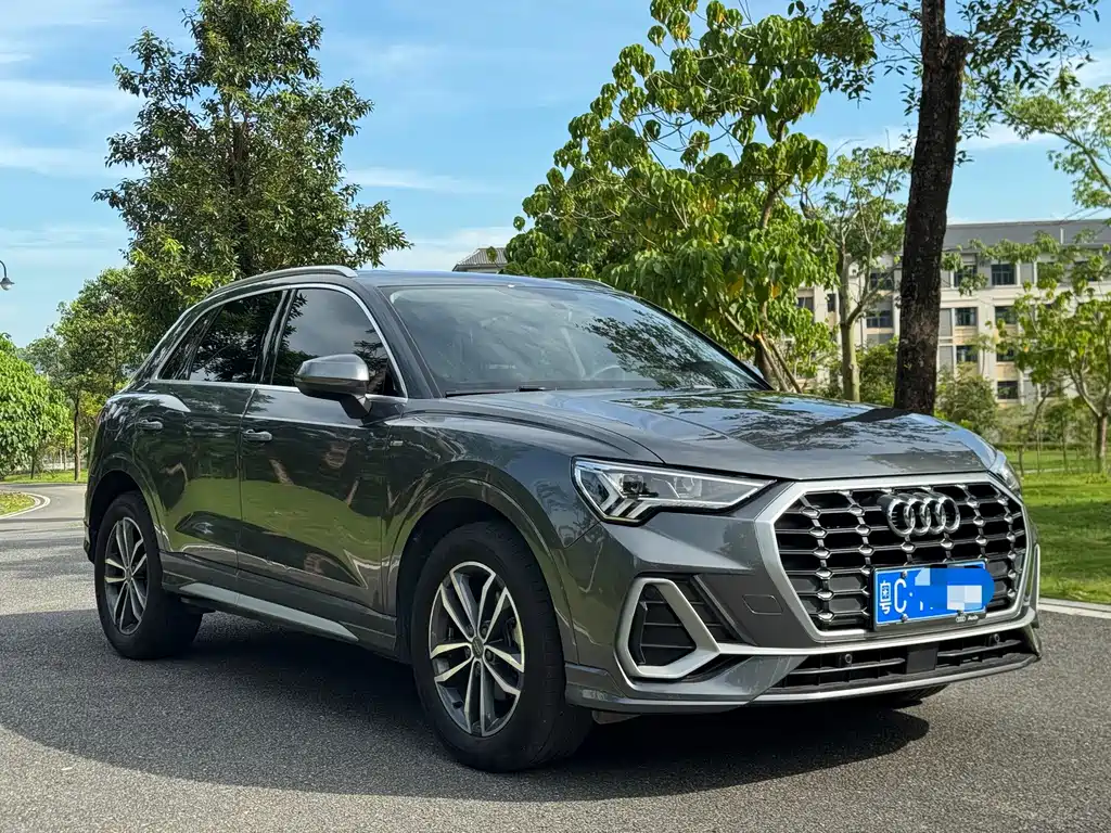 Audi Q3 2021