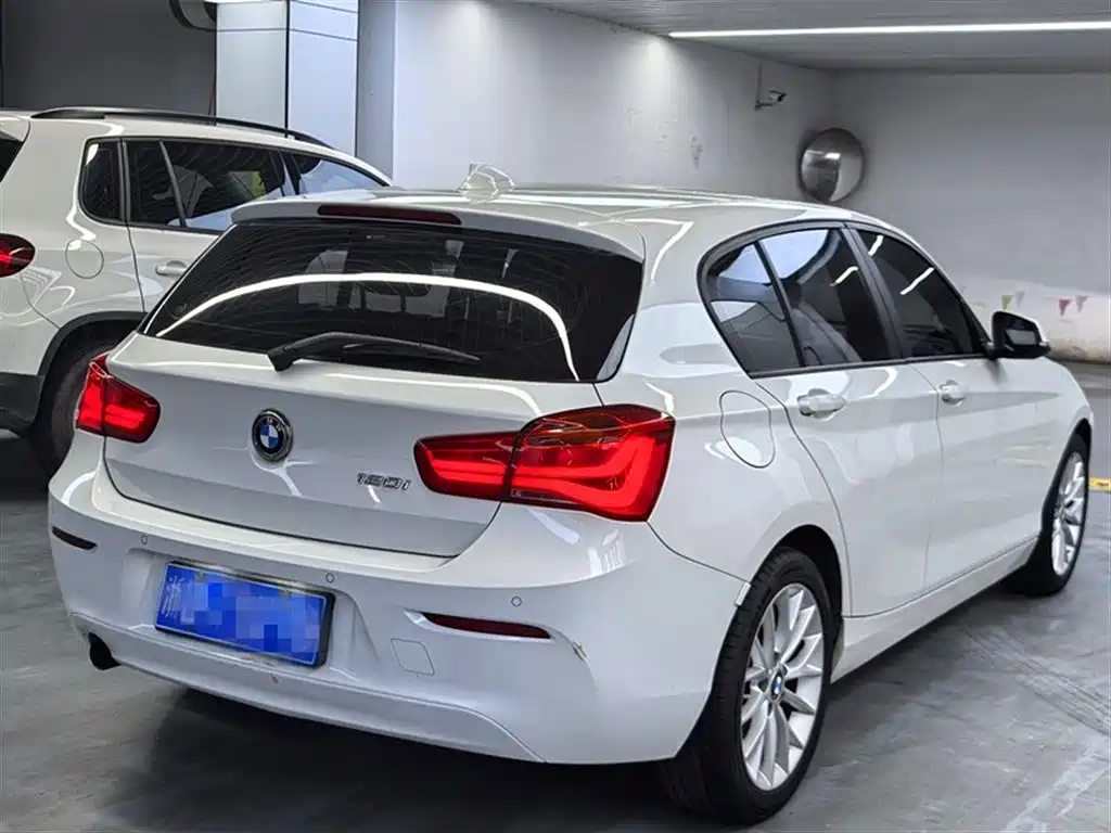 BMW 1 Series 2016 — фото 20