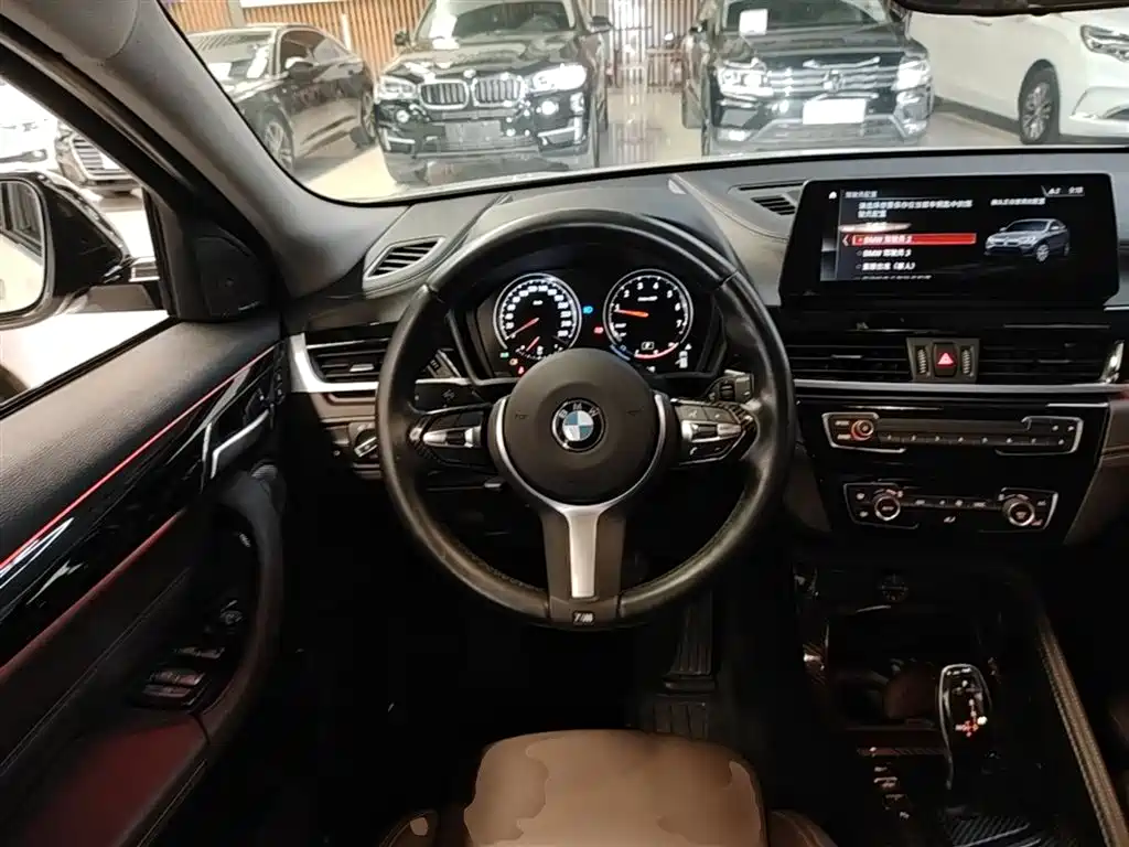 BMW X2 2022 — фото 11