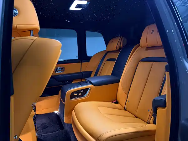 Rolls-Royce Cullinan 2023