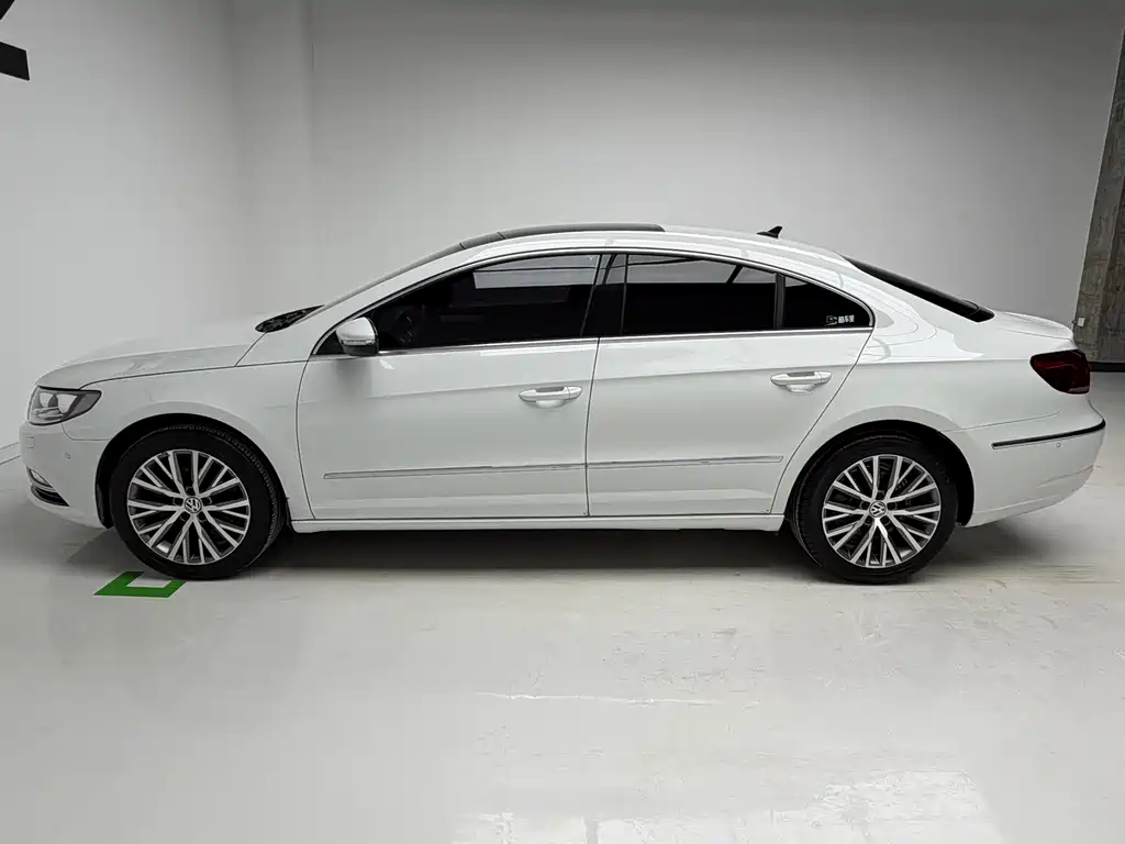 Volkswagen CC 2017 — фото 9