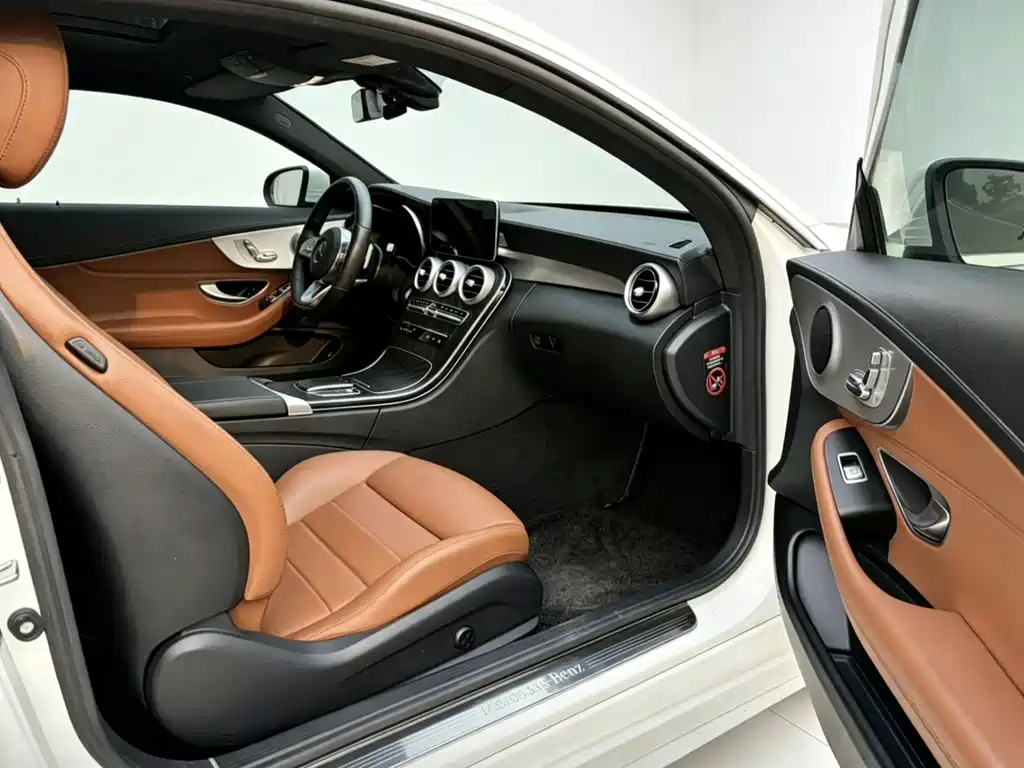 Mercedes-Benz C-Class 2021 — фото 10
