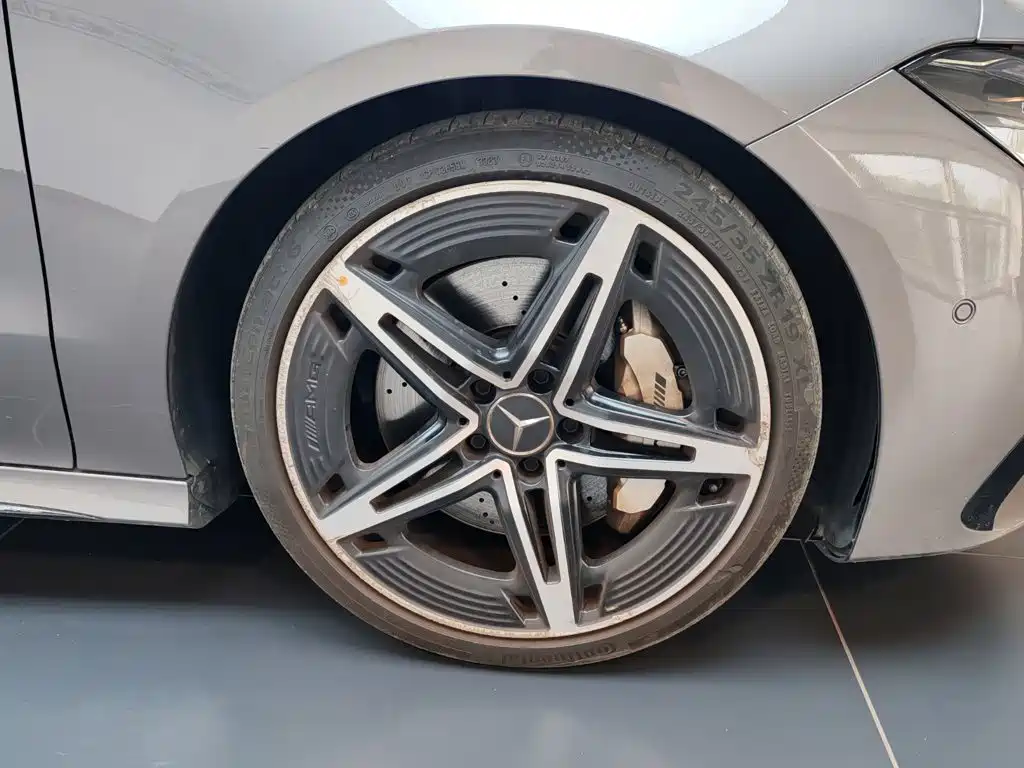 Mercedes-Benz Mercedes CLA AMG 2024 — фото 8