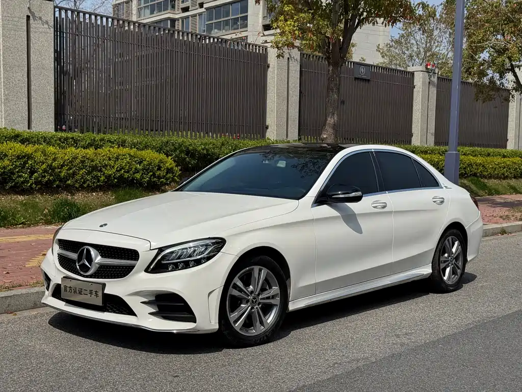 Mercedes-Benz C-Class 2019 — фото 1