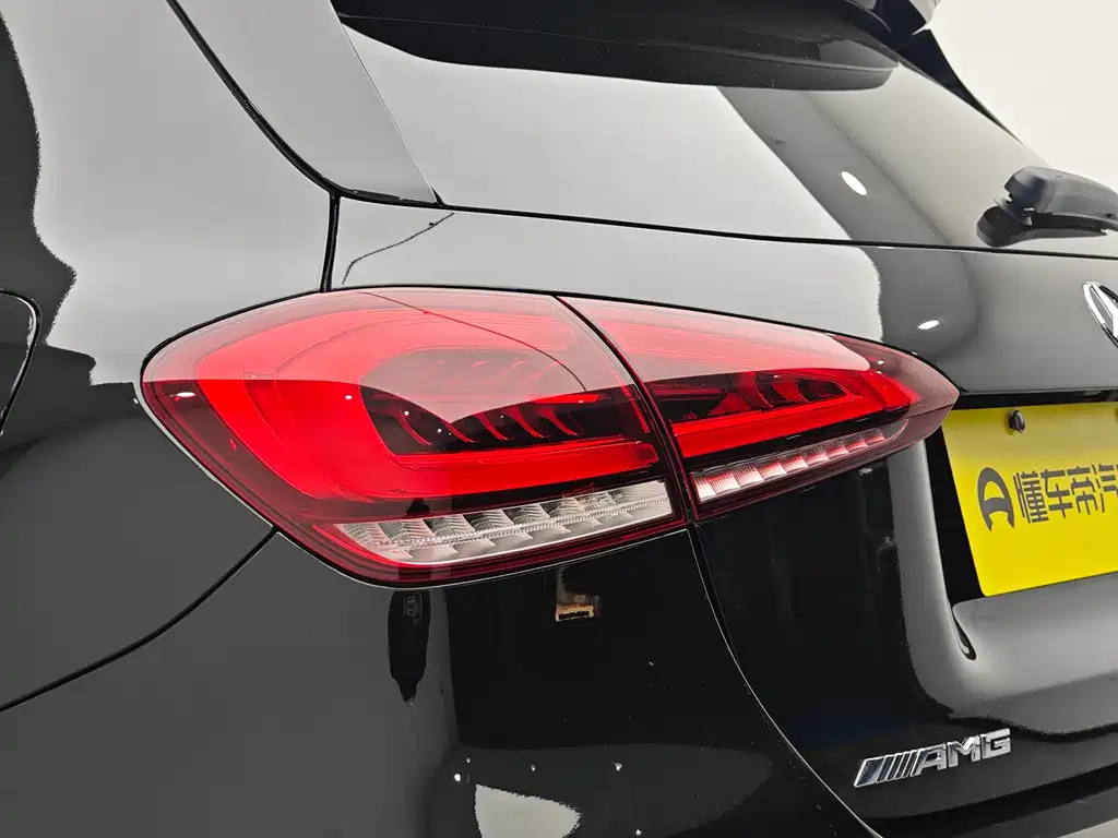 Mercedes-Benz A-Class AMG 2022 — фото 12