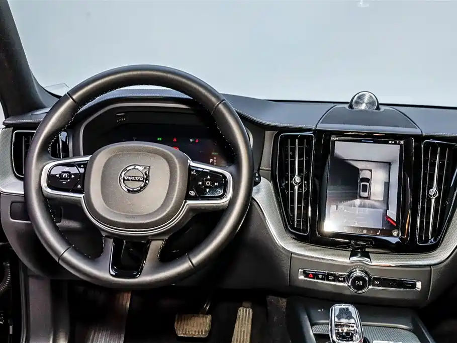 Volvo XC60 PHEV 2024 — фото 25