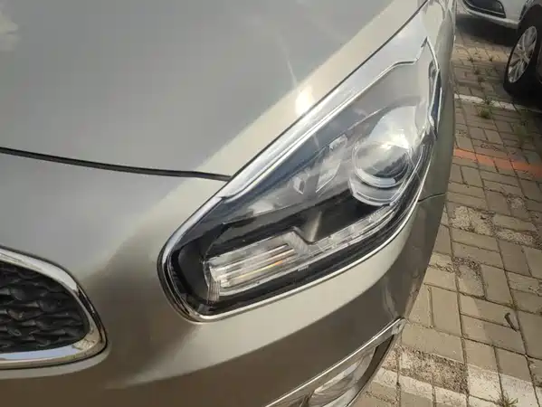 Kia Jiale 2016