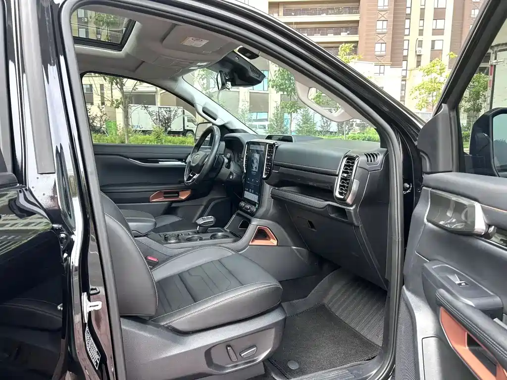 Ford Ranger 2024 — фото 12