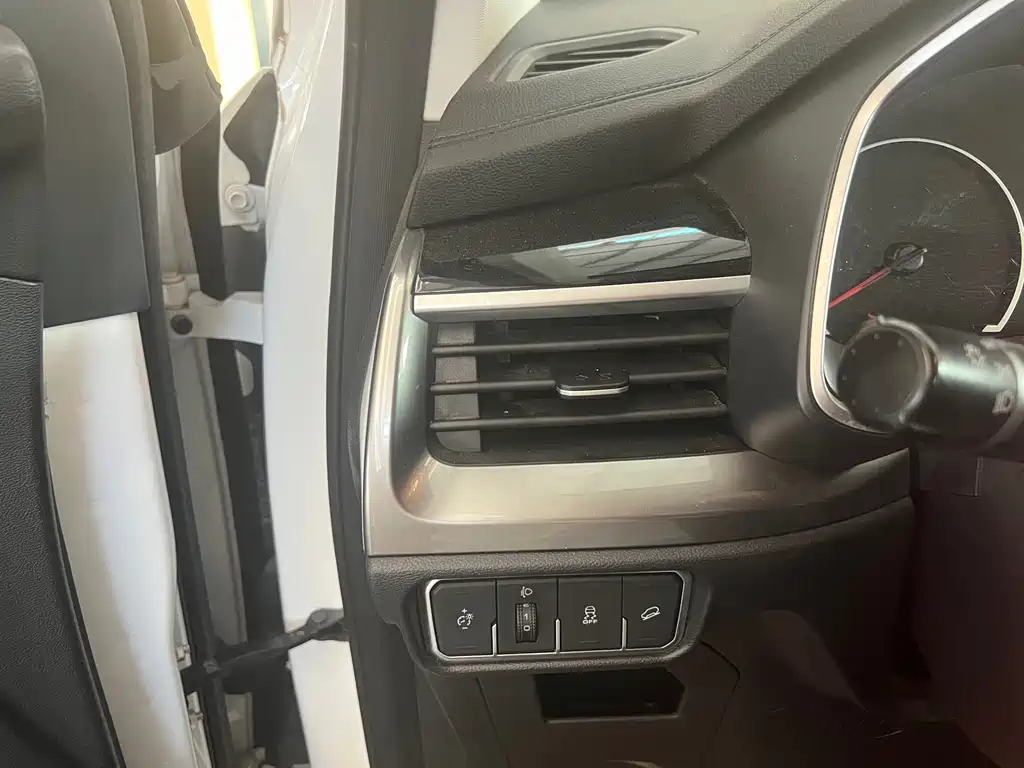 Haval H6 2023 — фото 12
