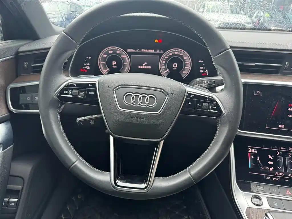 Audi A6L New Energy 2021 — фото 9