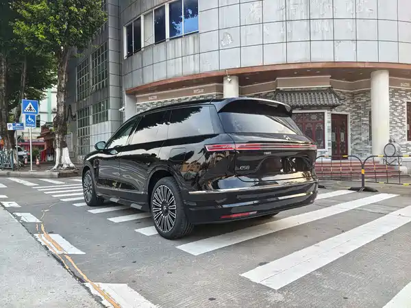 NIO ES8 2026