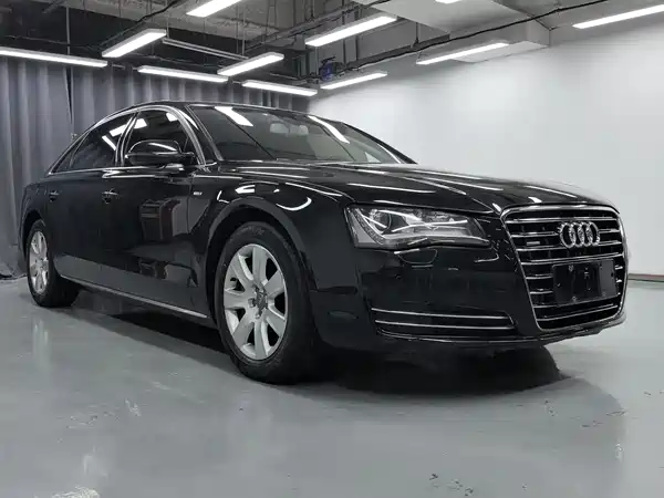 Audi A8 2011