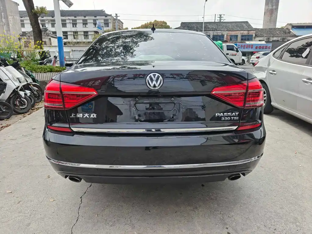 Volkswagen Passat 2016 — фото 5