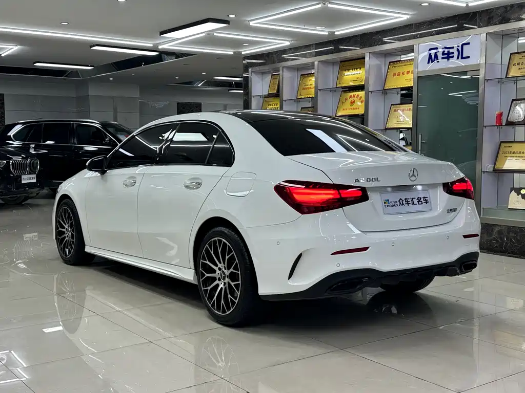 Mercedes-Benz A-Class 2024 — фото 6