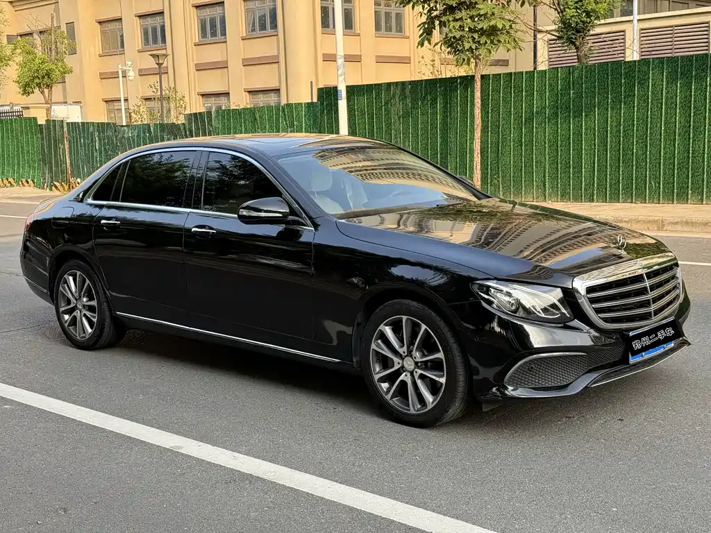 Mercedes-Benz E-Class 2017 — фото 3