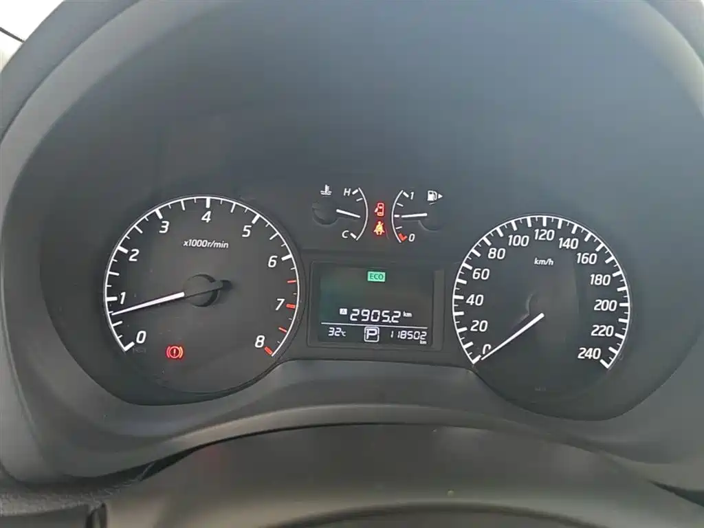 Nissan Sylphy 2015 — фото 12