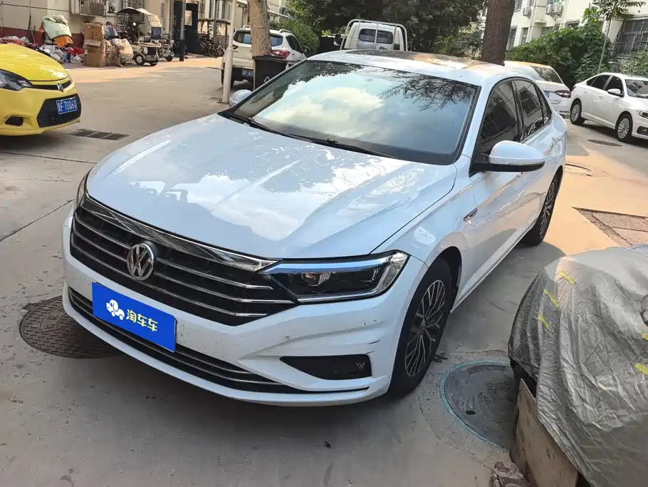 Volkswagen Sagitar 2020