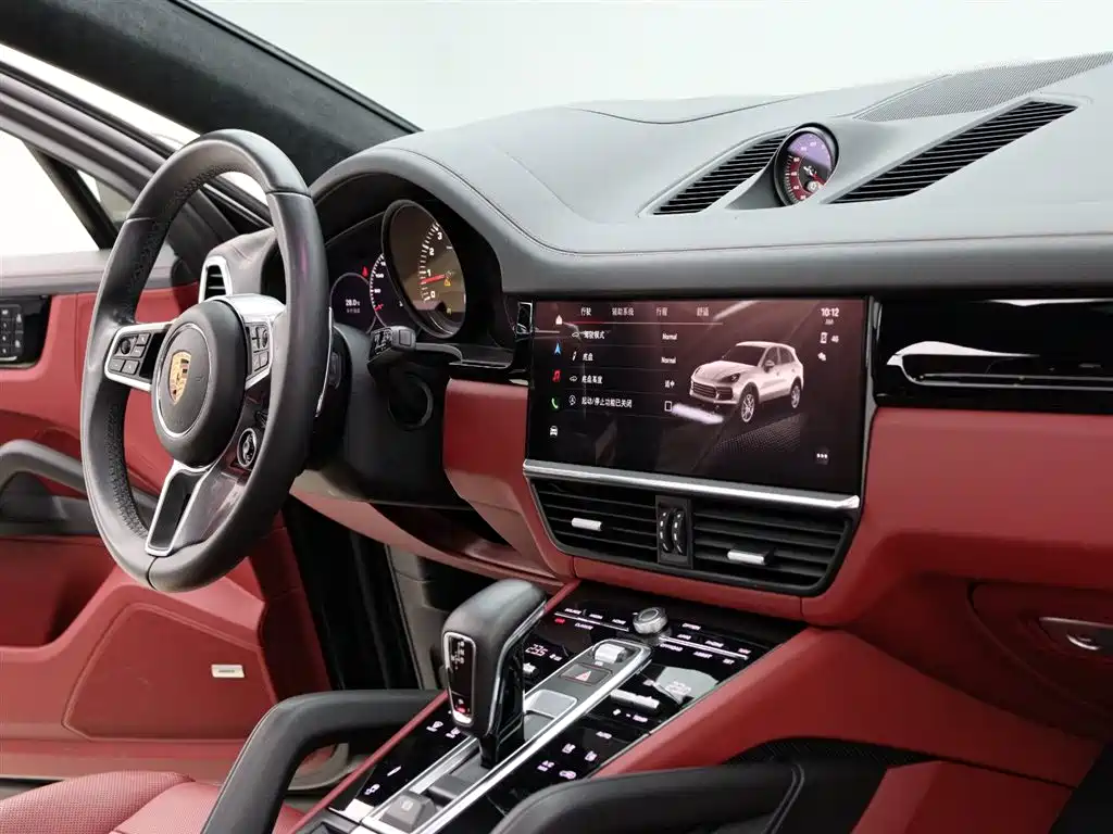 Porsche Cayenne 2022 — фото 16