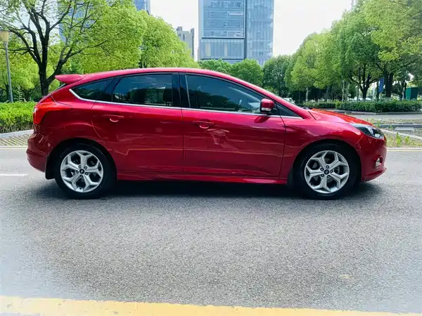 Ford Focus 2012