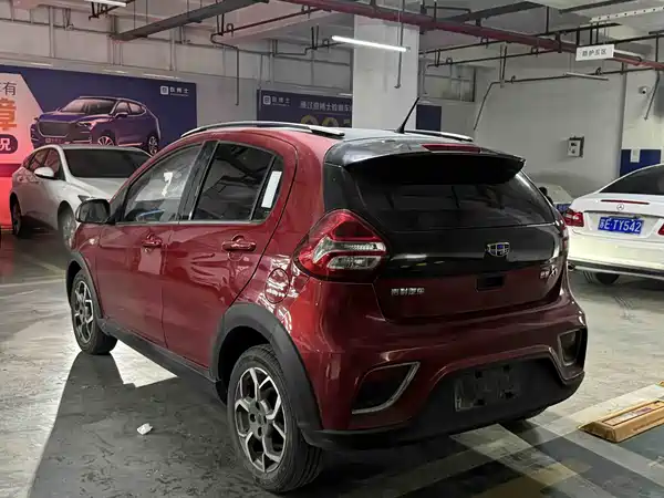 Geely Vision X1 2017
