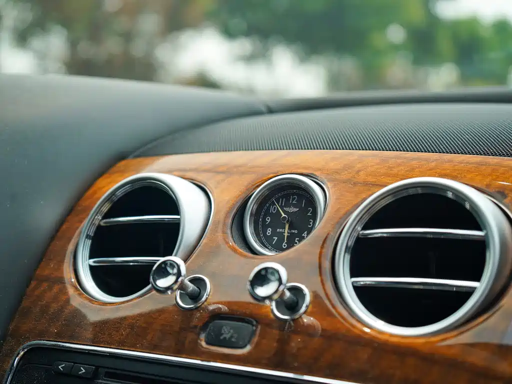 Bentley Continental 2013 — фото 10