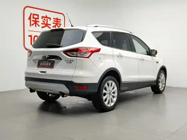 Ford Kuga 2015